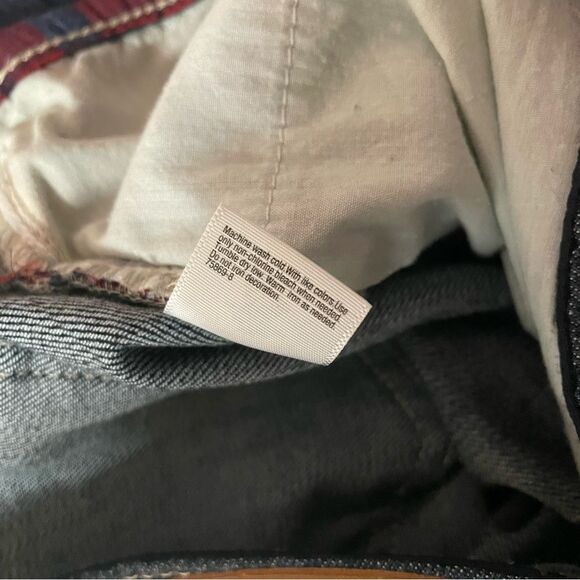 Allen B. by Allen Schwartz Red & Dark Blue Denim Cut Off Shorts Size 4 EUC - Picture 14 of 14